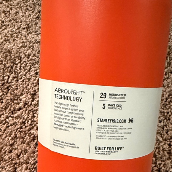Stanley IceFlow Bold Orange Bottle - Picture 4 of 5
